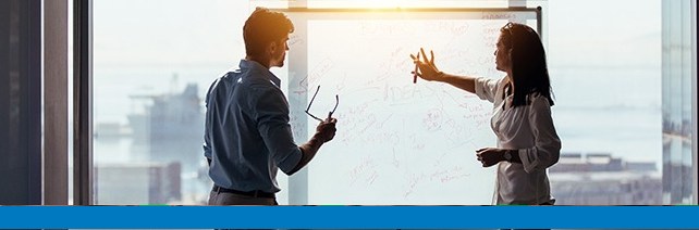 Des formations interactives et reliées au travail réel. — illustration Moody.